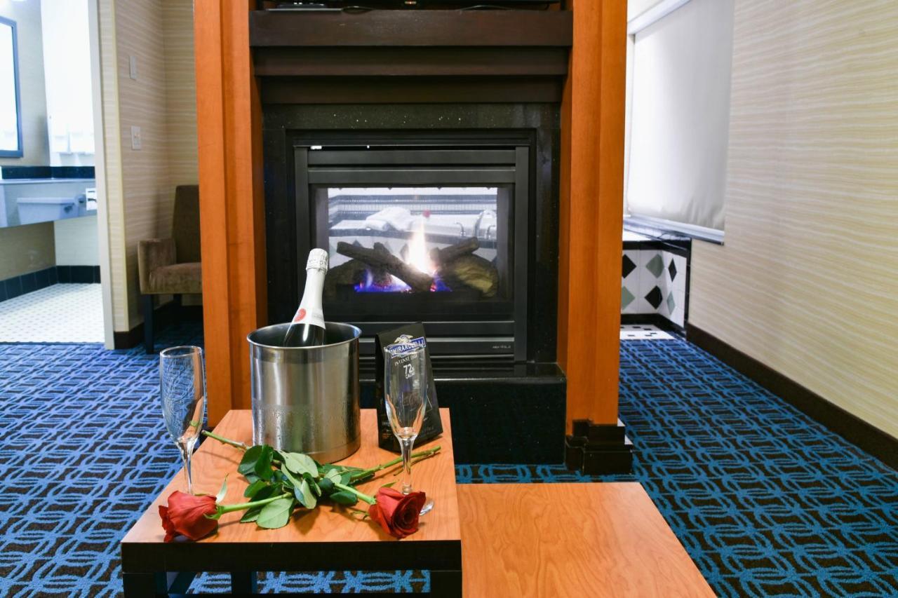 Fairfield Inn Hartford Airport Windsor Locks Dış mekan fotoğraf