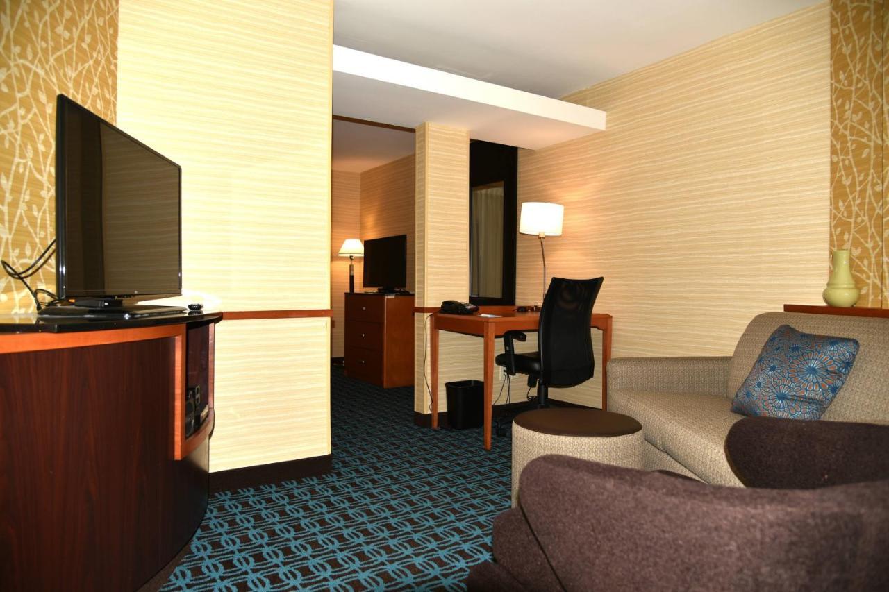 Fairfield Inn Hartford Airport Windsor Locks Dış mekan fotoğraf