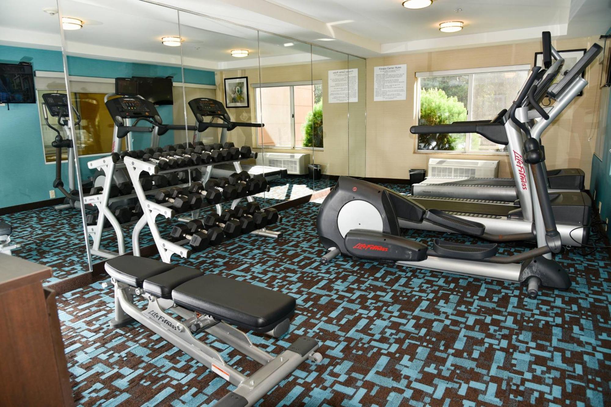 Fairfield Inn Hartford Airport Windsor Locks Dış mekan fotoğraf