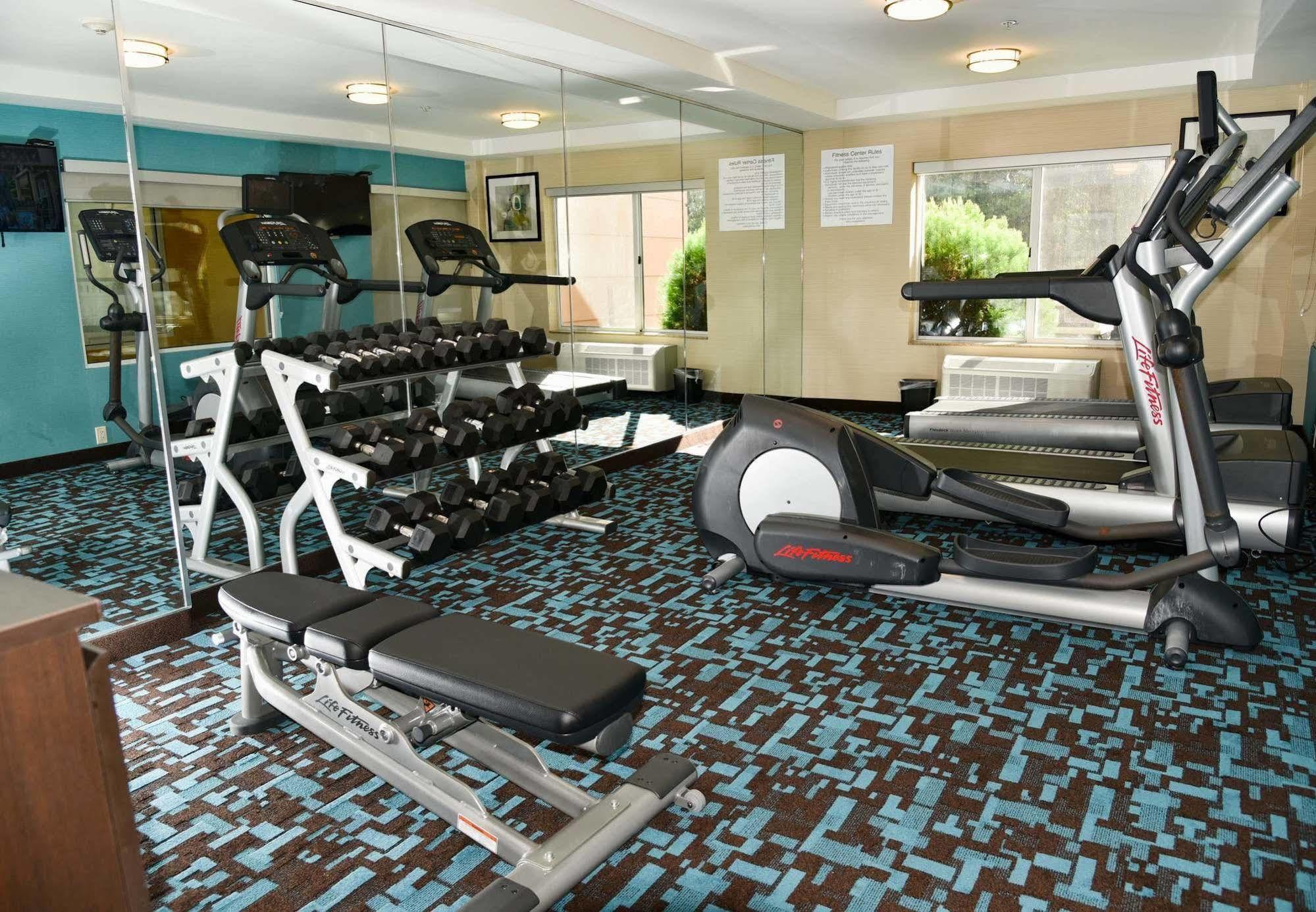 Fairfield Inn Hartford Airport Windsor Locks Dış mekan fotoğraf